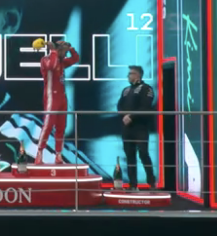 sim | シム tweet media