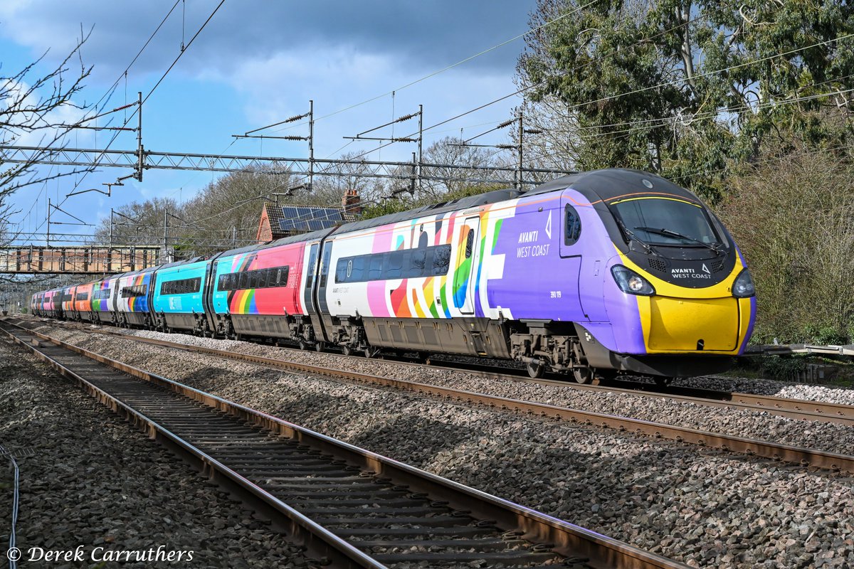 Burbage Rail Enthusiast tweet media