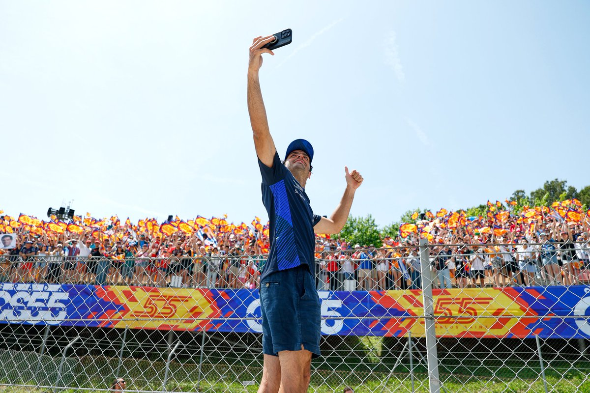 Circuitcat_es's tweet photo. Es un buen momento para recordar que este martes sale una nueva edición de la #GRADACS55??
Es un momento excelente para recordar que este martes sale una nueva edición de la #GRADACS55!!! 🙌🙌
💪 @Carlossainz55
👉 https://t.co/LqrBeWuyla https://t.co/kLyMvTjYkN