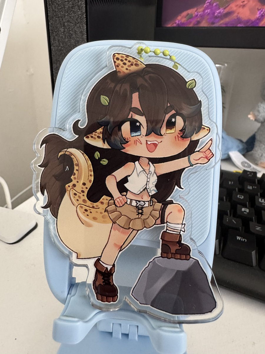 Lulushi 🦈⛰️ tweet media