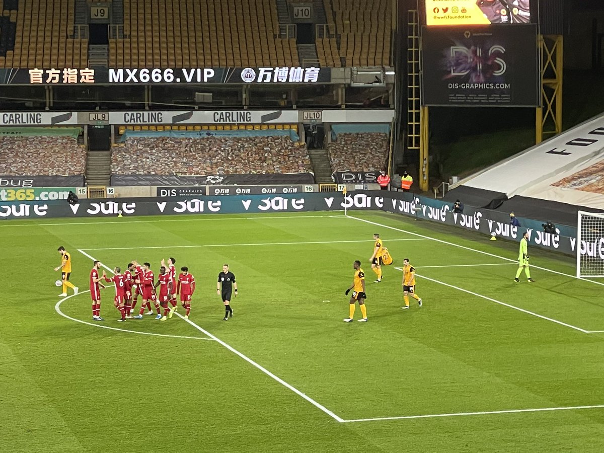 Richard/\_/\ tweet media