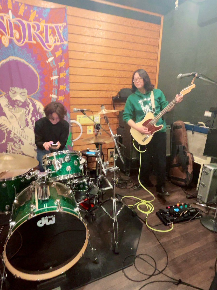 Ska choco kick tweet media