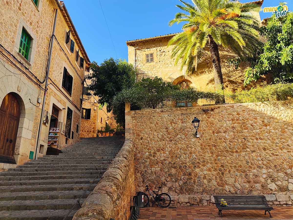 MiniOnTour tweet media