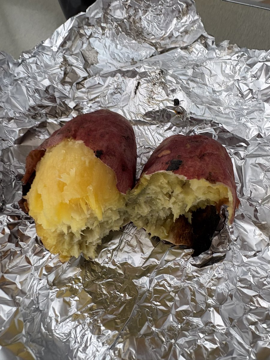 焼き芋はデザート枠