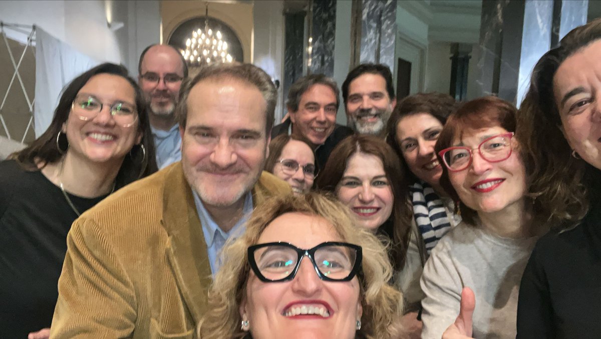 Carlos Olano 🔻 tweet media