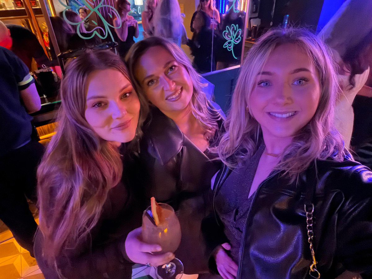 ✨ Laura Turnbull ✨ tweet media