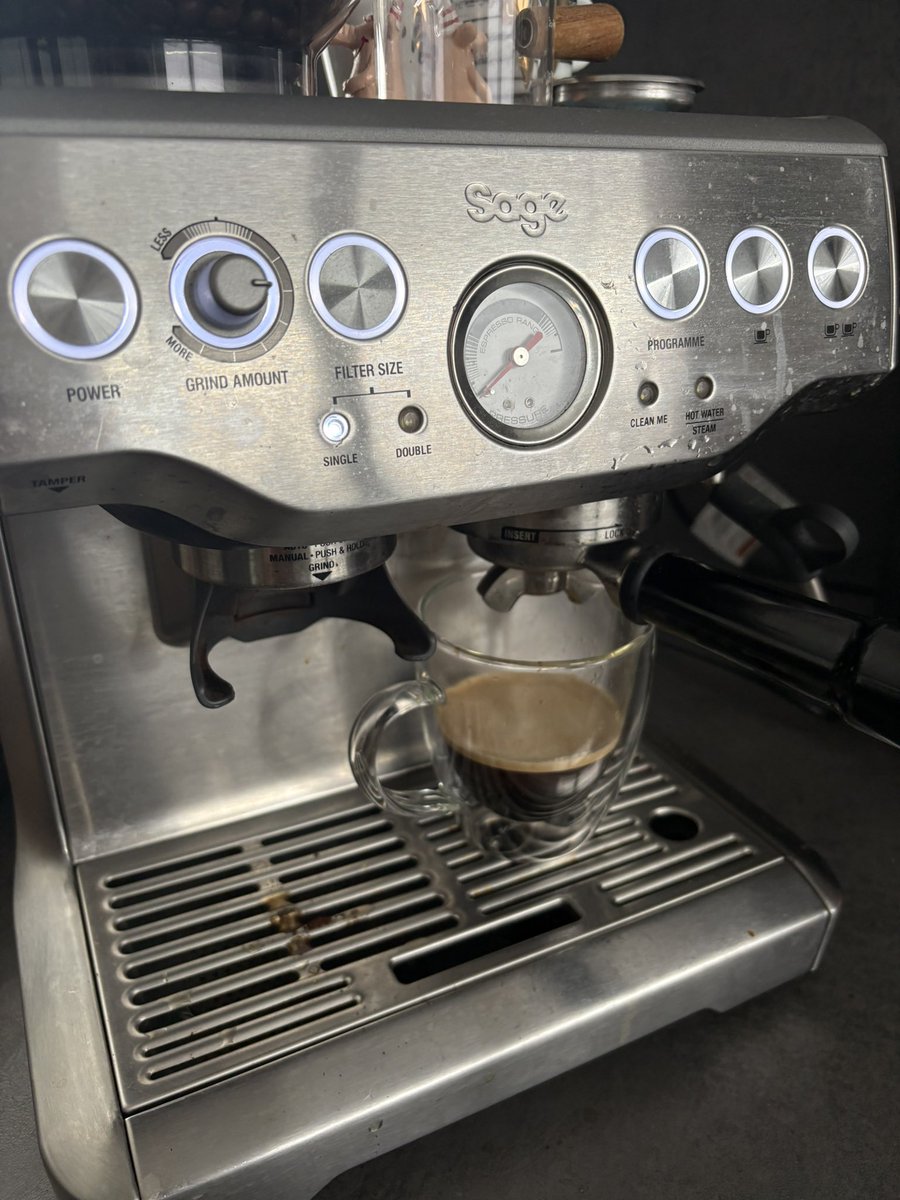 Jon 🇩🇪 tweet media