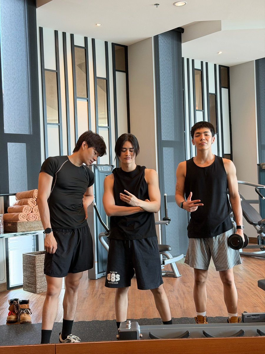 สมคิสสส👾 tweet media