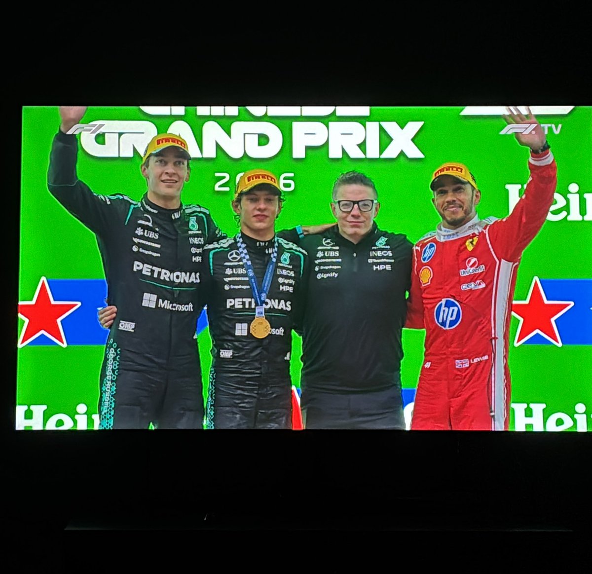 AyAya71717's tweet image. What a WHOLESOME Podium! 👌🏾🔥🤩🥹

#AllTheFeels
#FeelGood
#Wholesome
#ChineseGP