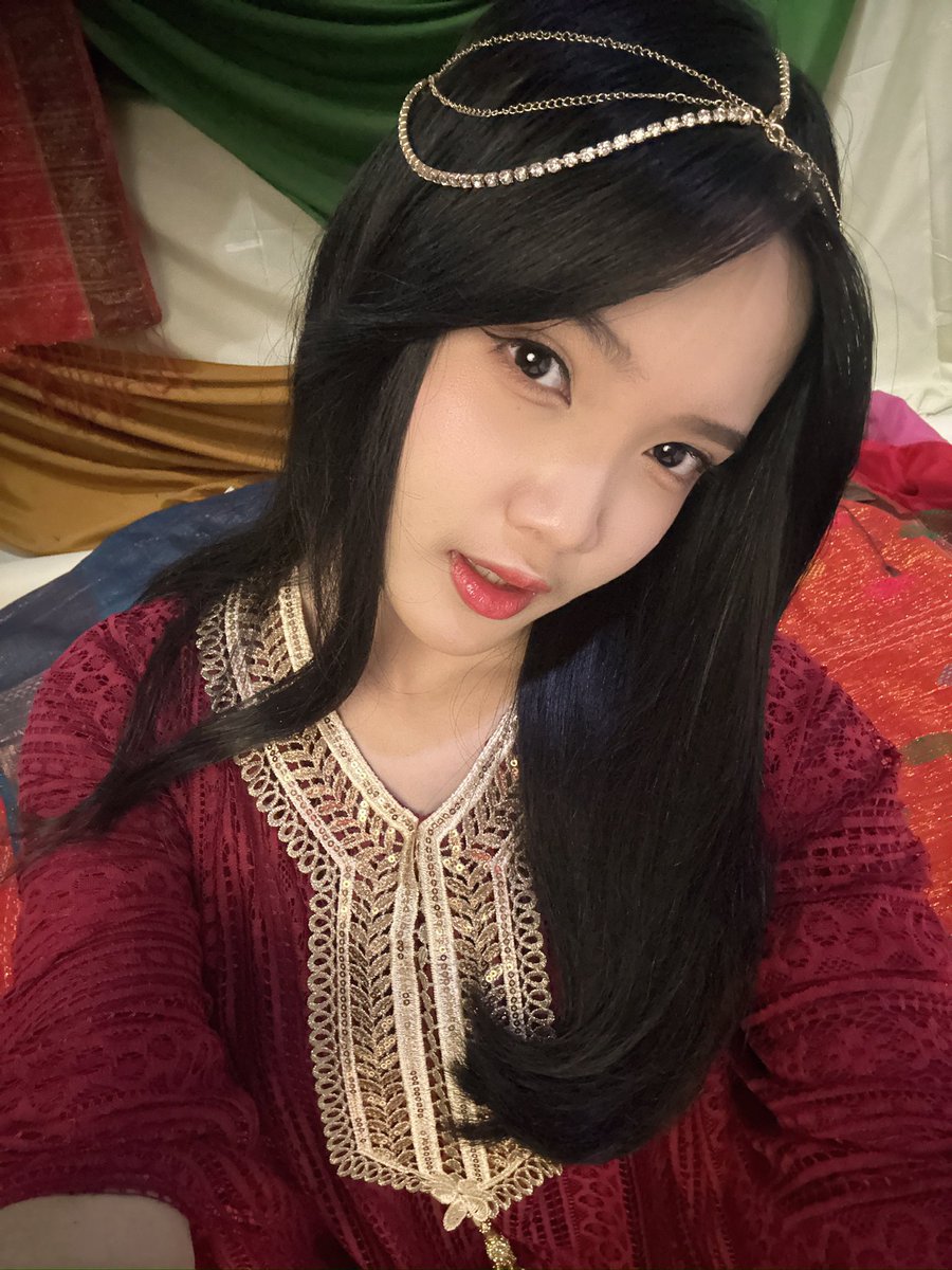 Out Of Context Ribka. tweet media