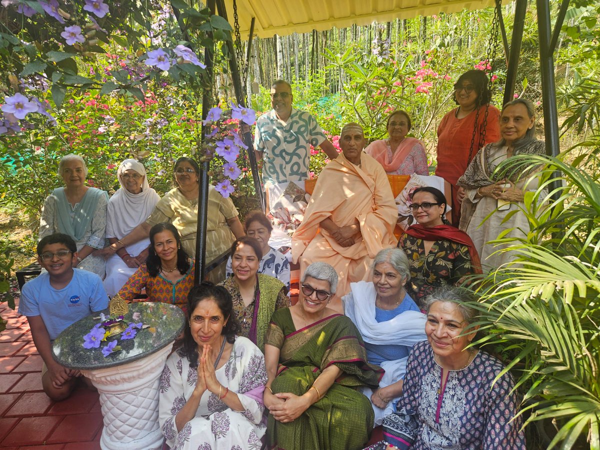 Swami Avdheshanand tweet media