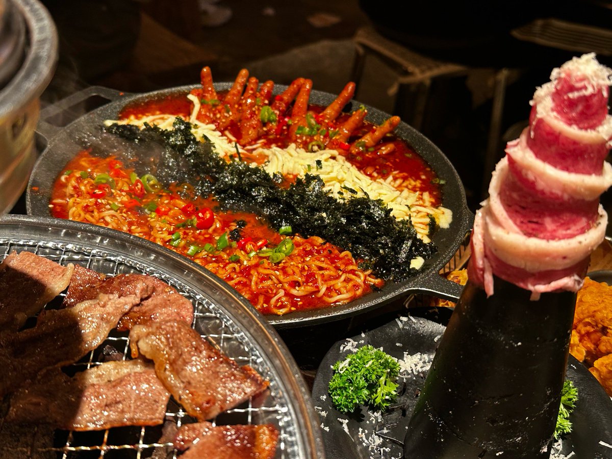 Tinnothy Sykse tweet media