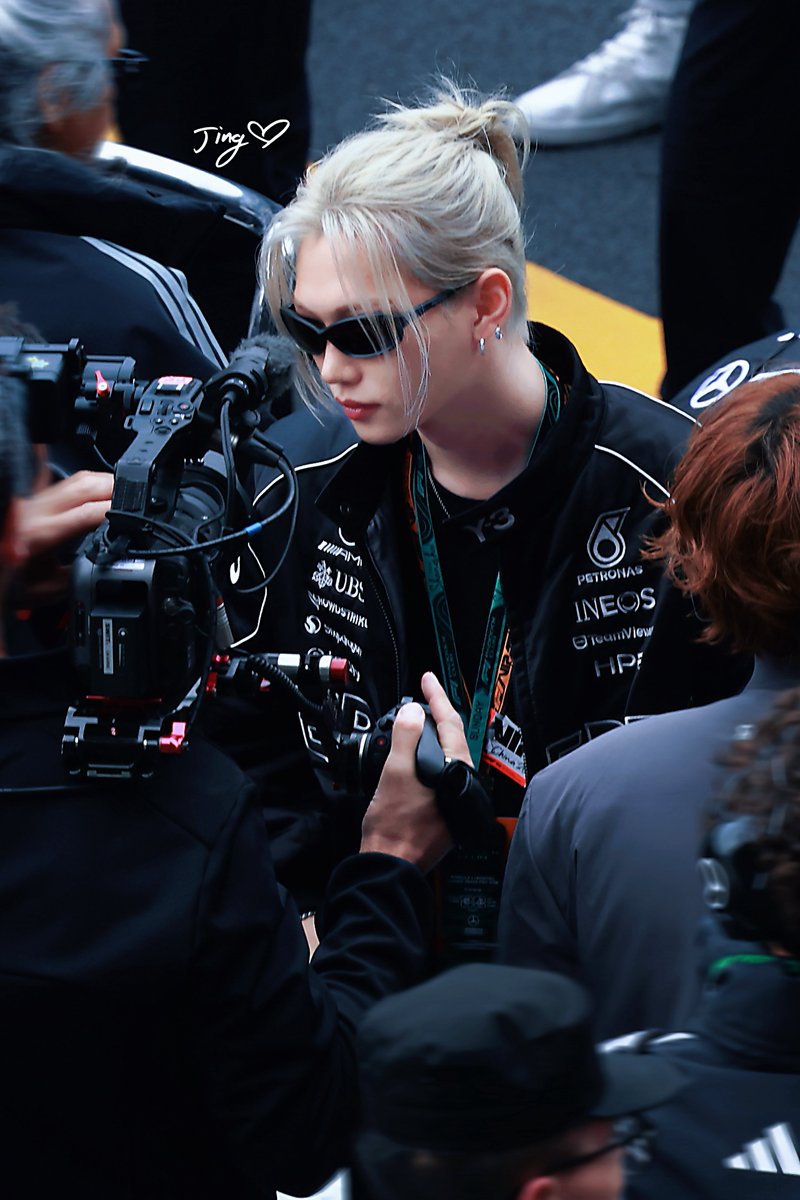 260315 |  F1🏎️Shanghai

🆒🕶️🐈‍⬛

FELIX F1 CHINESE GRAND PRIX
#FELIX_F1_ChineseGP
#FELIXxAdidas
@f1 <a href="/MercedesAMGF1/">Mercedes-AMG PETRONAS F1 Team</a>