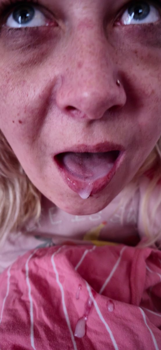 ExtremFeuchteMa's tweet photo. "Fuck, he just squirted in my mouth after doing it himself. 💦💦💦💦

https://t.co/vmfidISjUS https://t.co/wjFZNxLzuV