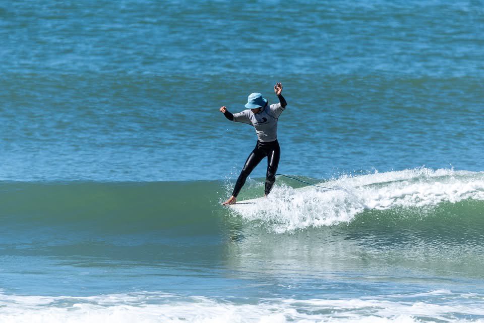 Surfing New Zealand tweet media