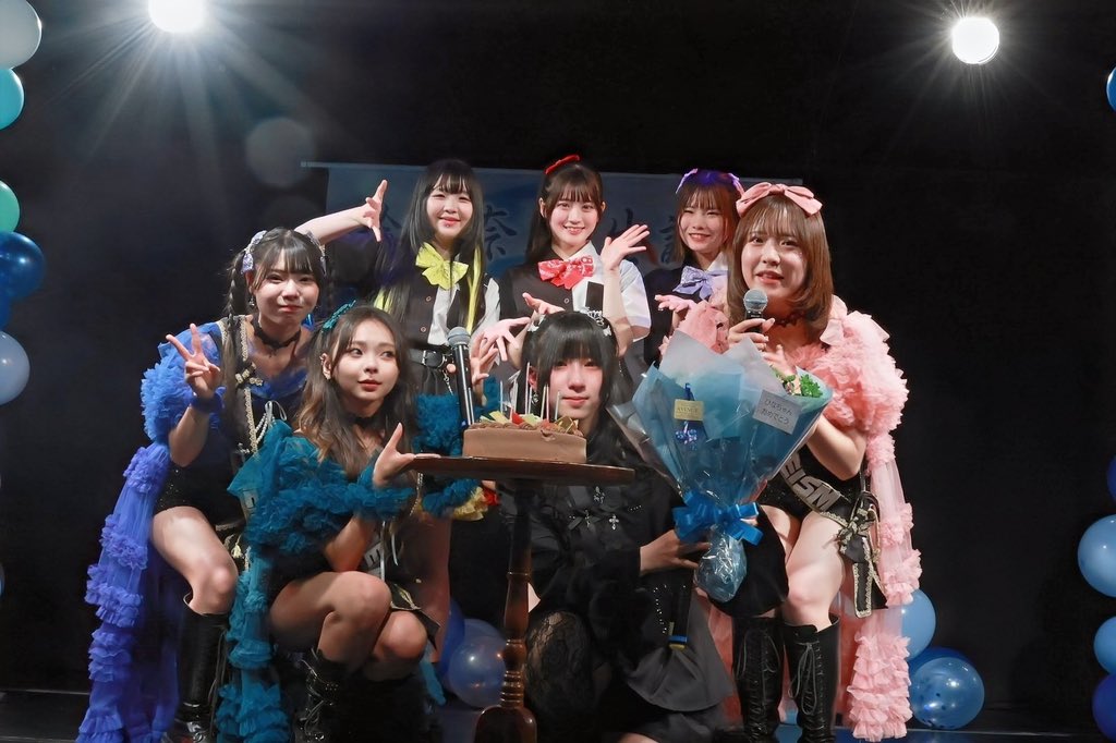 鈴比奈初生誕祭に出演してくださりありがとうございました！MEiSMメンバーで元事務所の大先輩であるTOuKOさんからのメッセージはとても嬉しかったですしTOuKOさんオリ曲『LOVE ME HARDER』を歌わせていただきありがとうございます😭またMEiSMさんからもらえる花束はとても豪華で感激でした！
#MEiSM