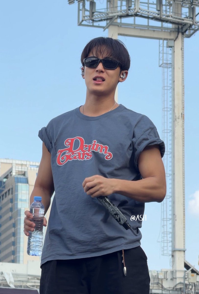 Soundcheck DAY-2 

#MINGYU 
#ตลาดนัดSEVENTEEN
#NEW_BANGKOK
#SEVENTEEN_NEW_IN_BANGKOK