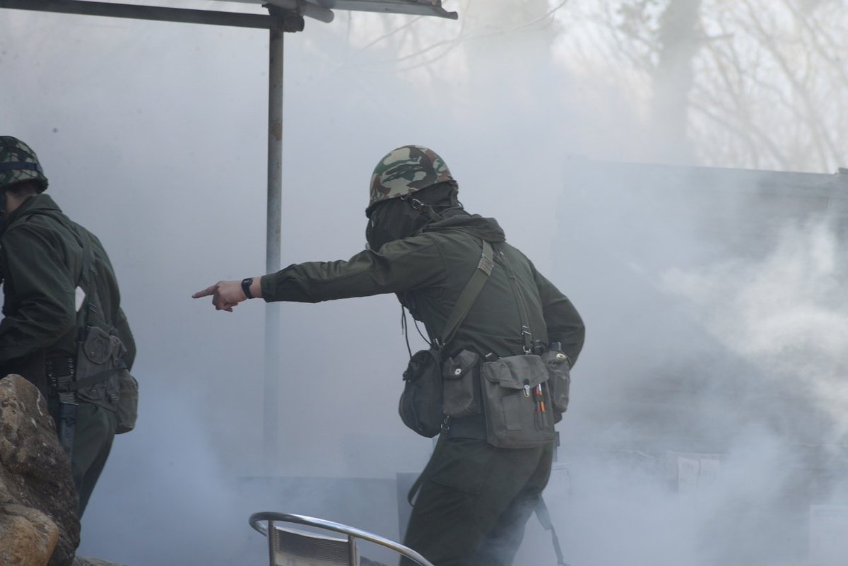 激弾ひとり( ﾟДﾟ)♫タニシ tweet media