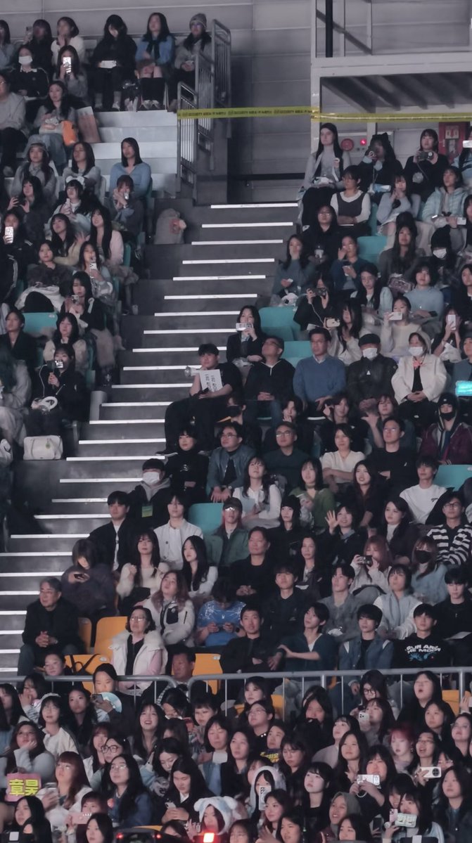 260314 
cr:小红书 ssss

#zb1 #zerobaseone 
#idntt #김도훈 #tws 
#VAYONN #베이온 #펑진위 
#TEMPEST #템페스트 #한빈 #형섭