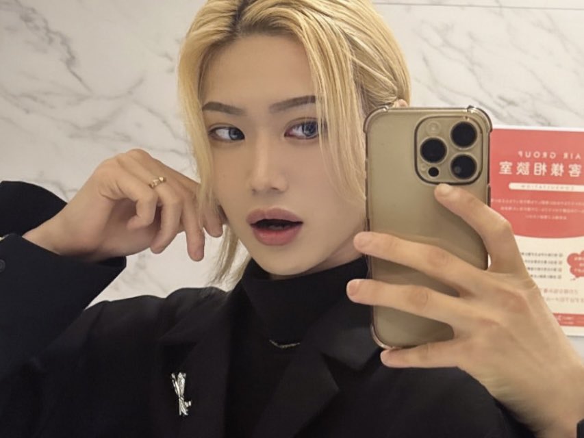 昼職ホス狂い tweet media