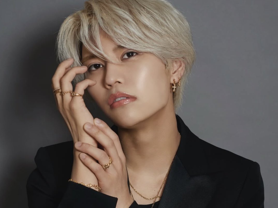 昼職ホス狂い tweet media