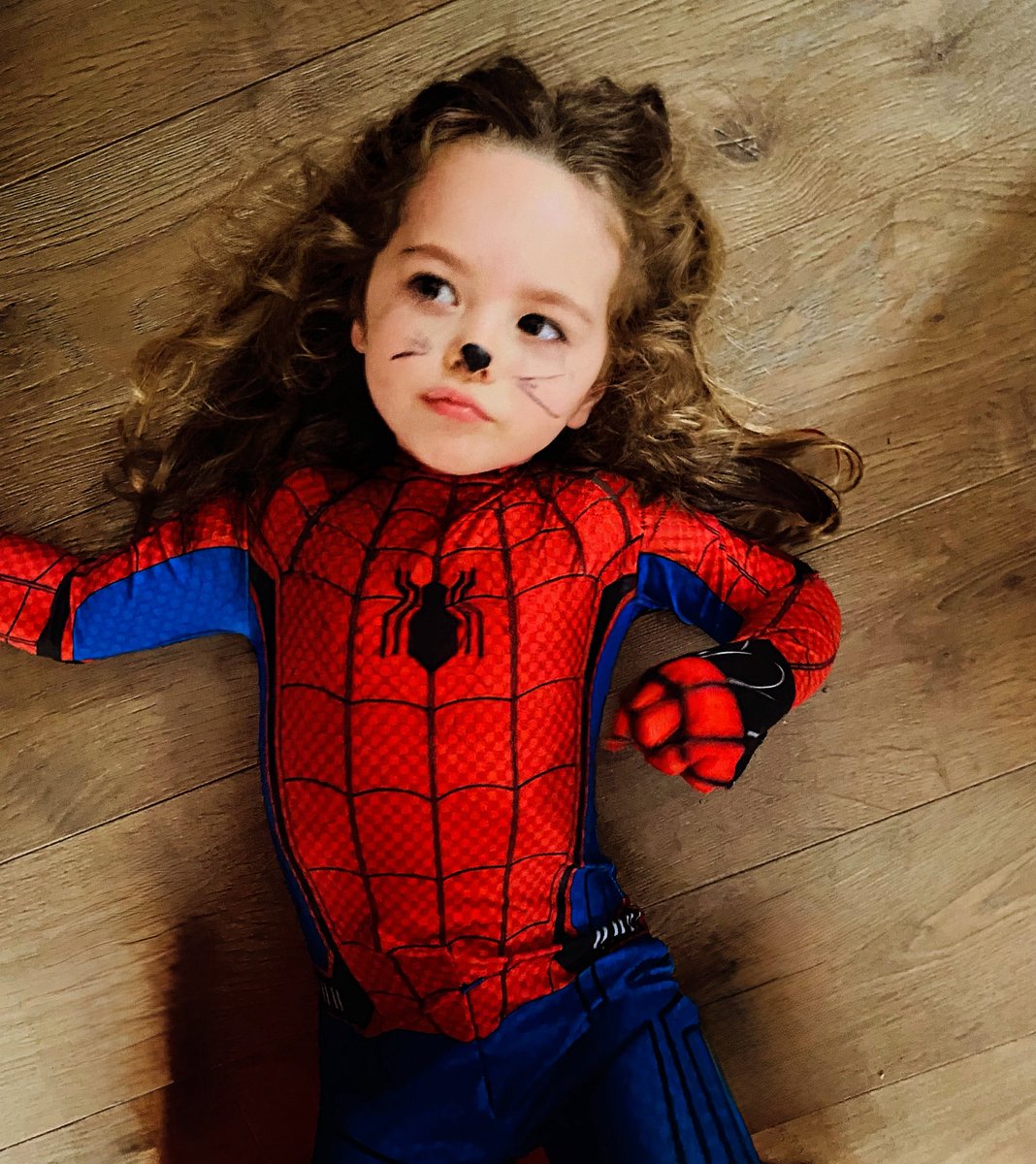 Ellie Lexie tweet media