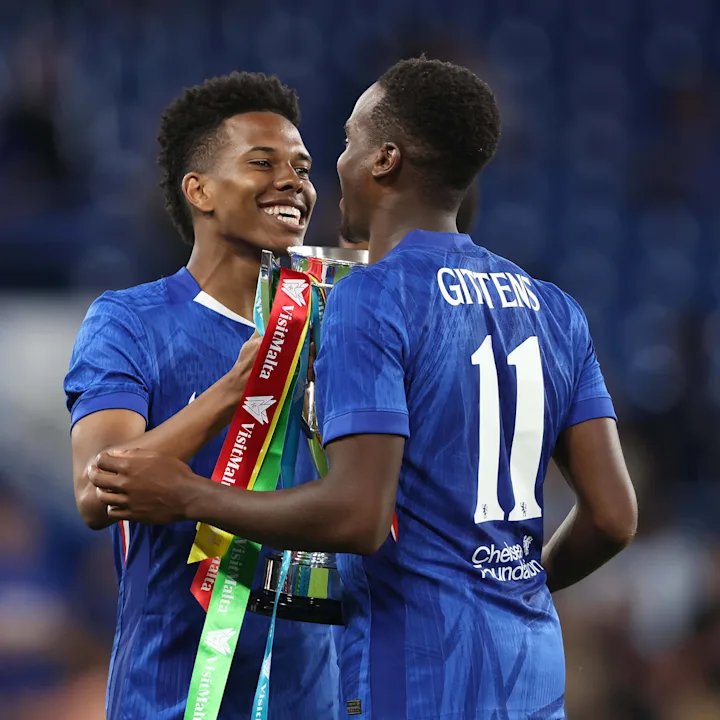 Vince™ tweet media