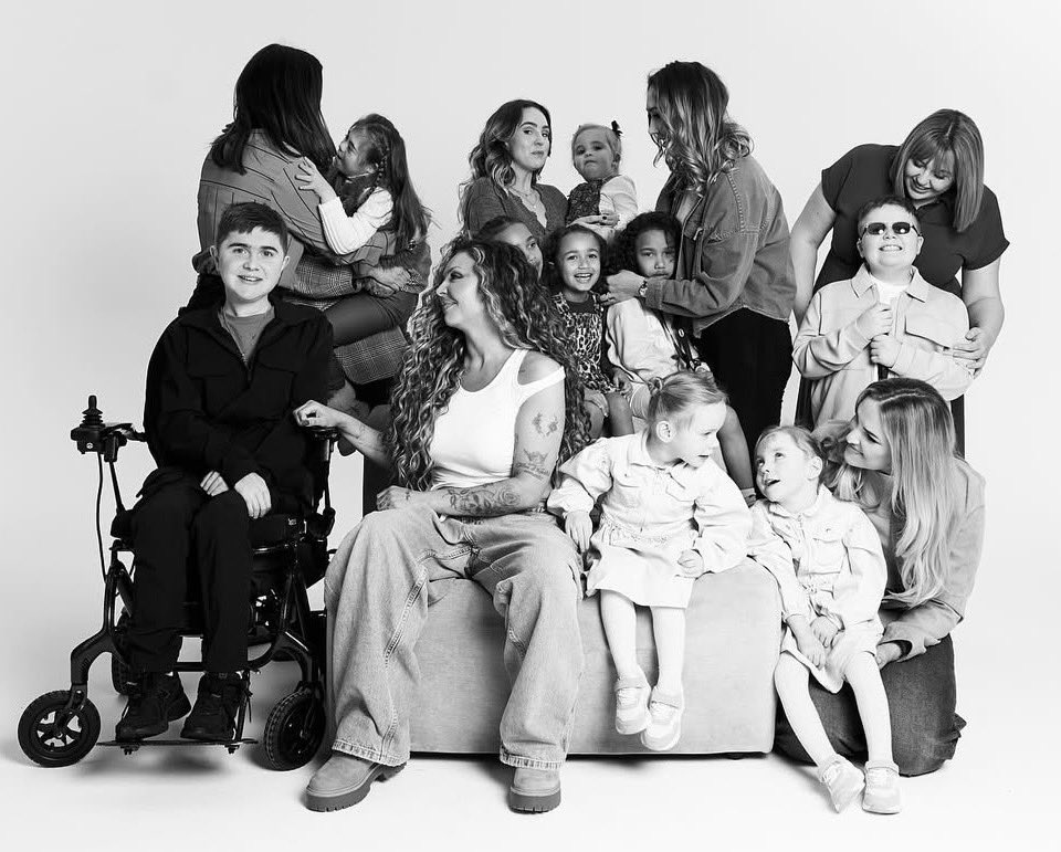 illusion tweet media