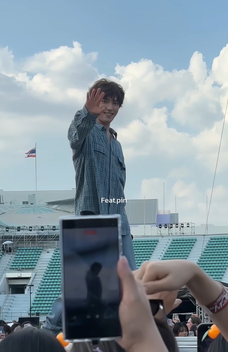 𝗙𝗲𝗮𝘁.𝗣𝗶𝗻 ♡ᵎ tweet media