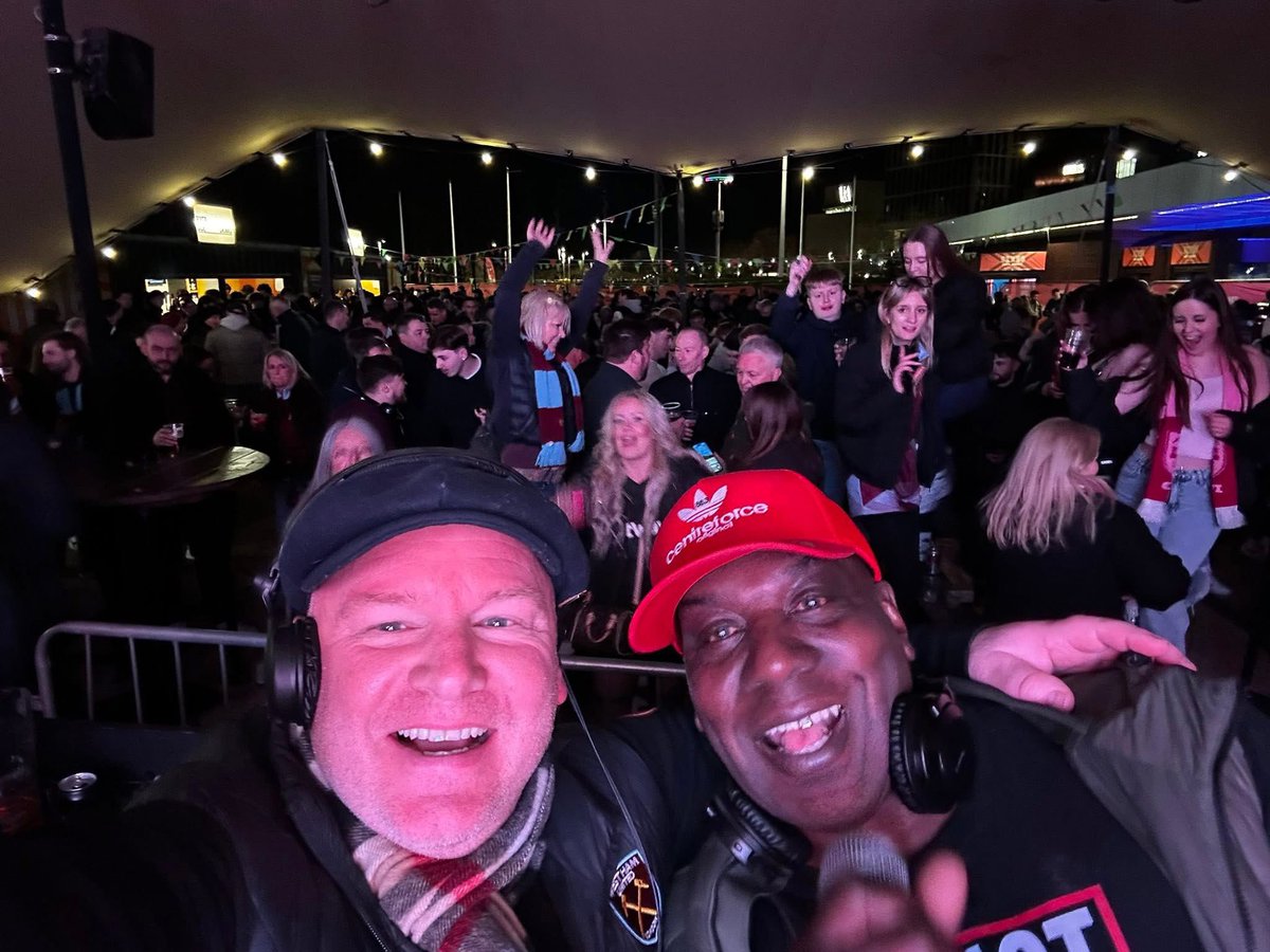 Martin Cee ⚒ tweet media