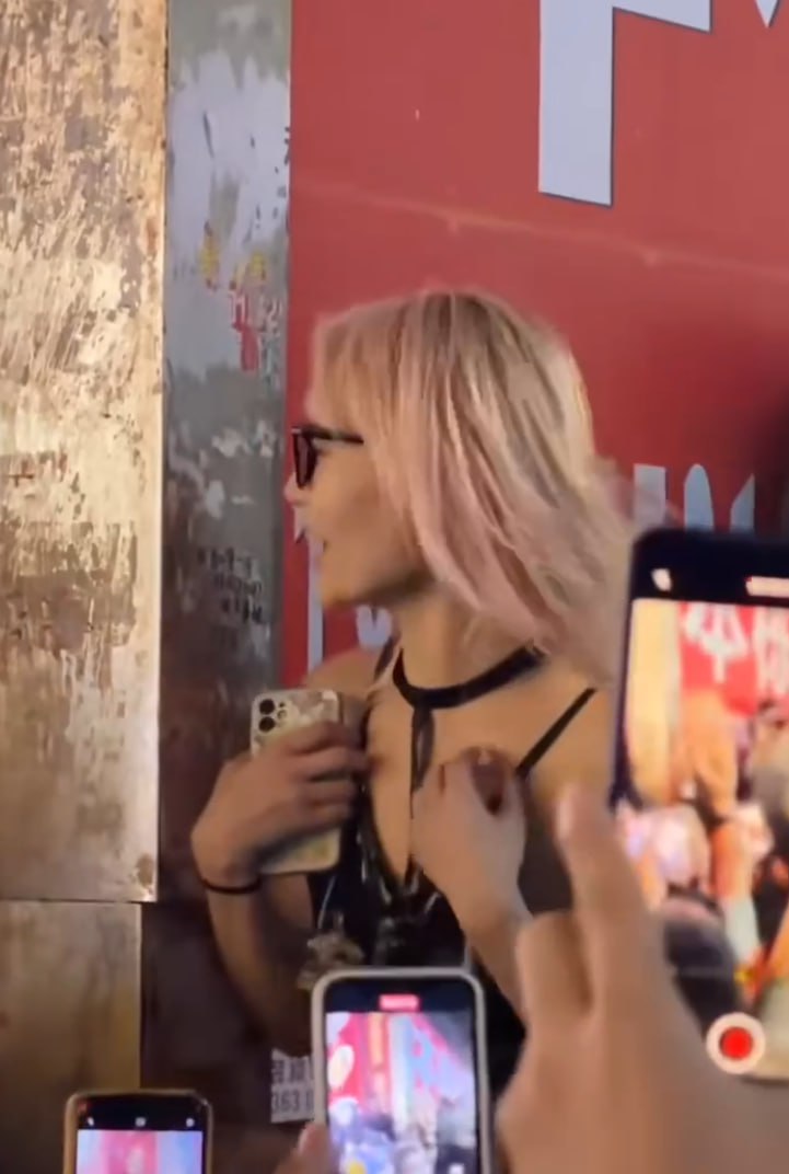 黄推福利内容 - 反差少女,的精彩图片 福利姬反差少女,分享的黄推图片2 - 网红私拍内容