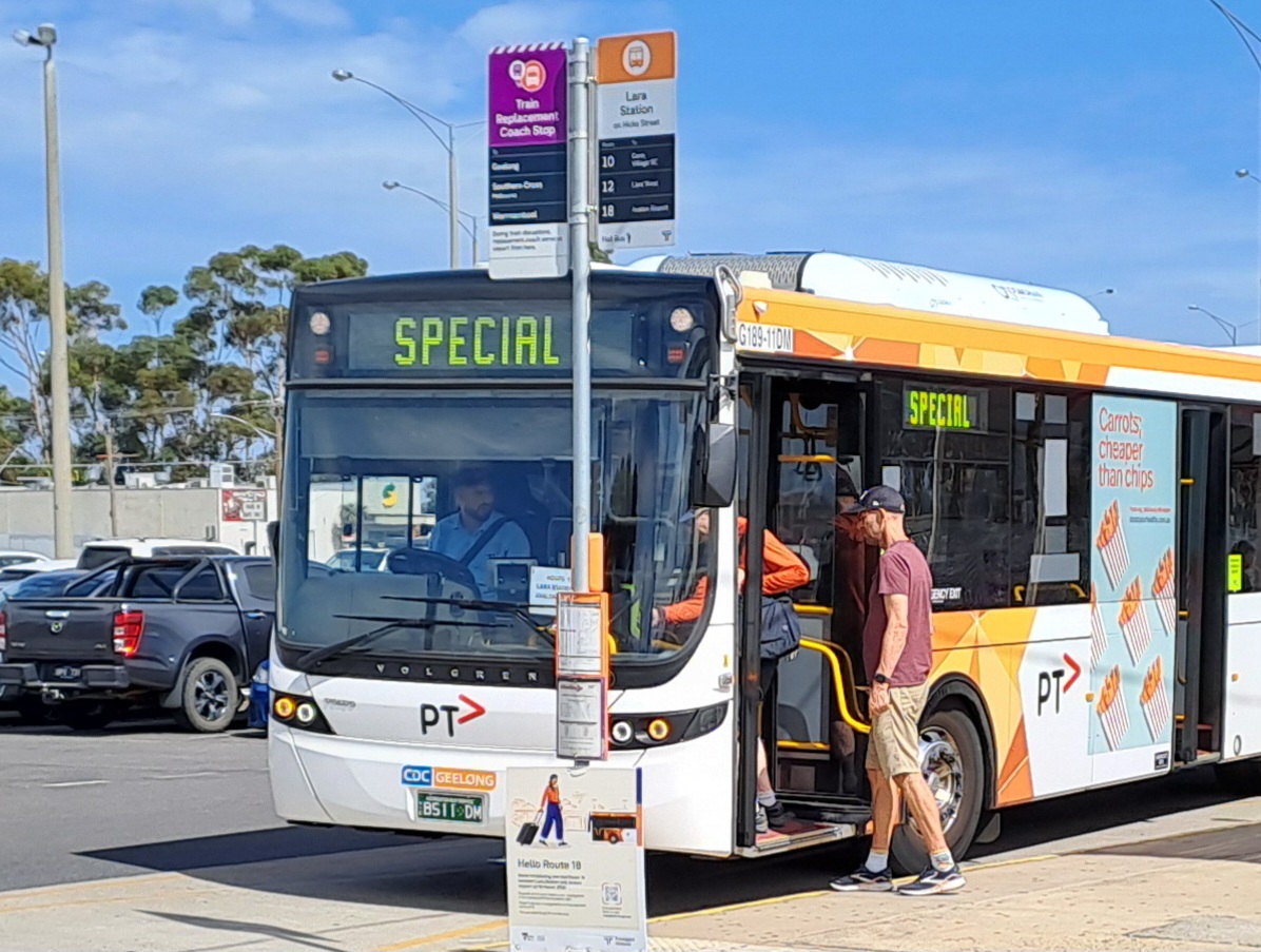 Alan Thomas tweet media