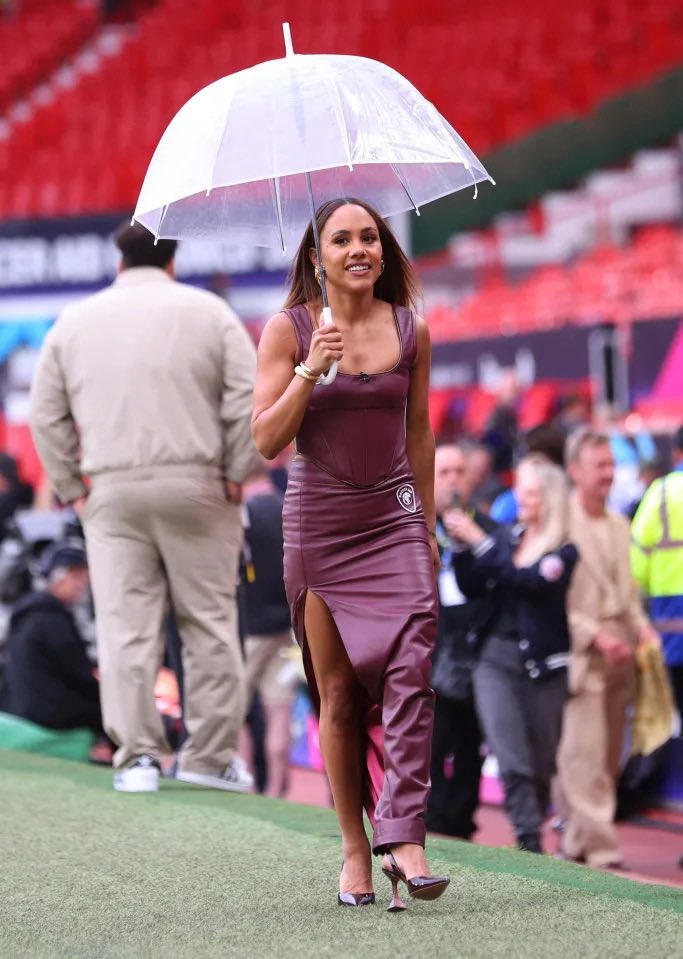 PresentersTv's tweet image. Alex Scott