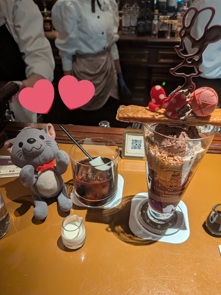 オリジナルカクテル&amp;パフェ納めてきた😇🍫🎀
