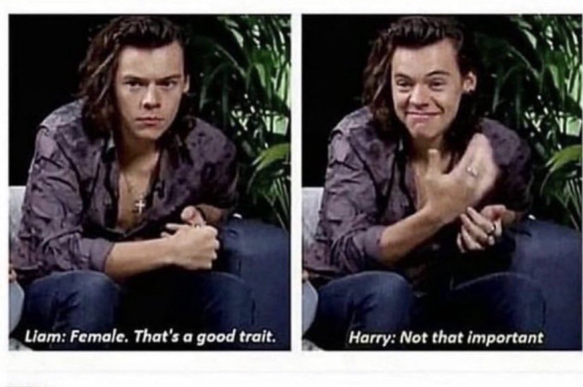 katiev__'s tweet photo. literally harry in 2014 https://t.co/4NkOYauGA0