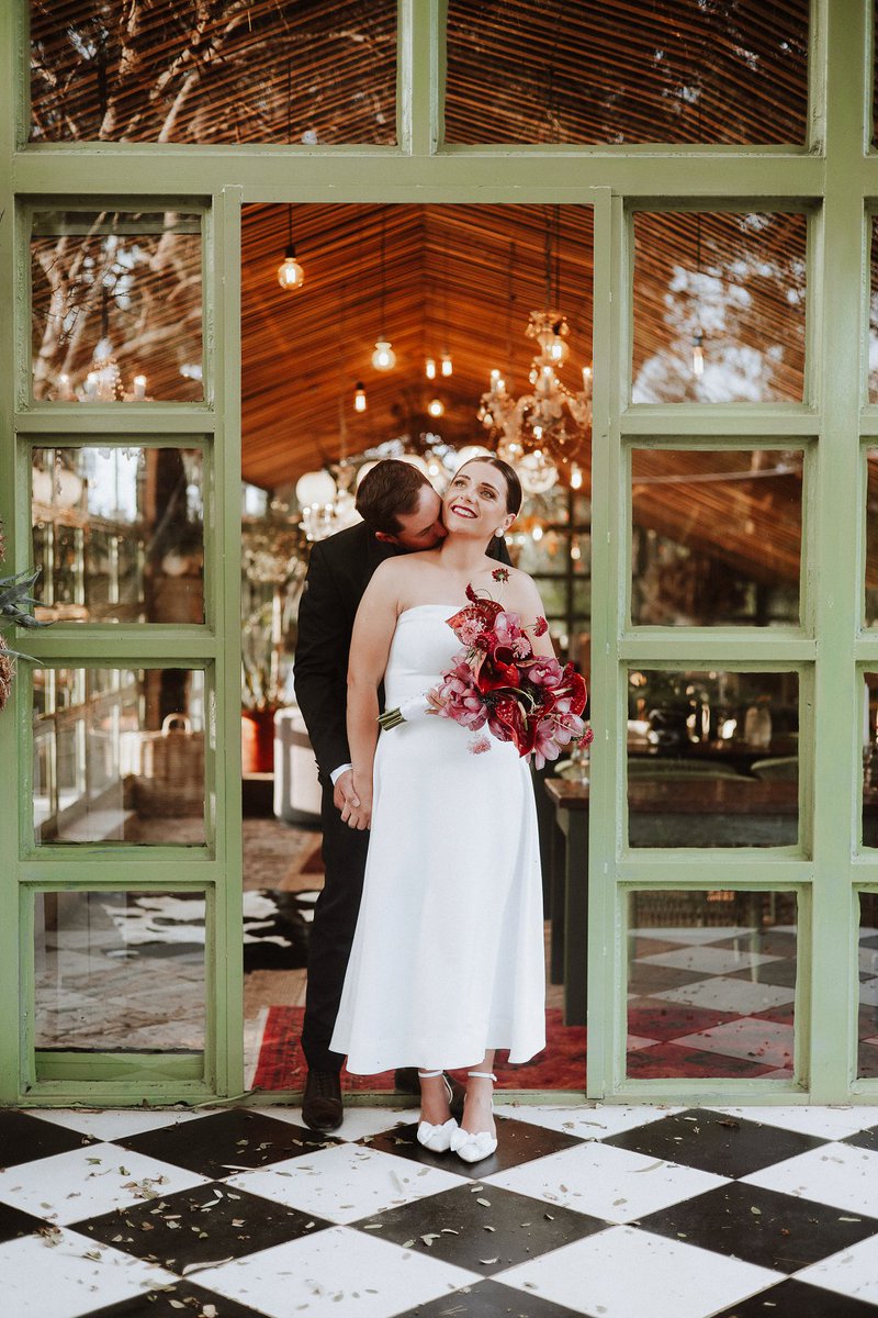 Mooi Troues tweet media