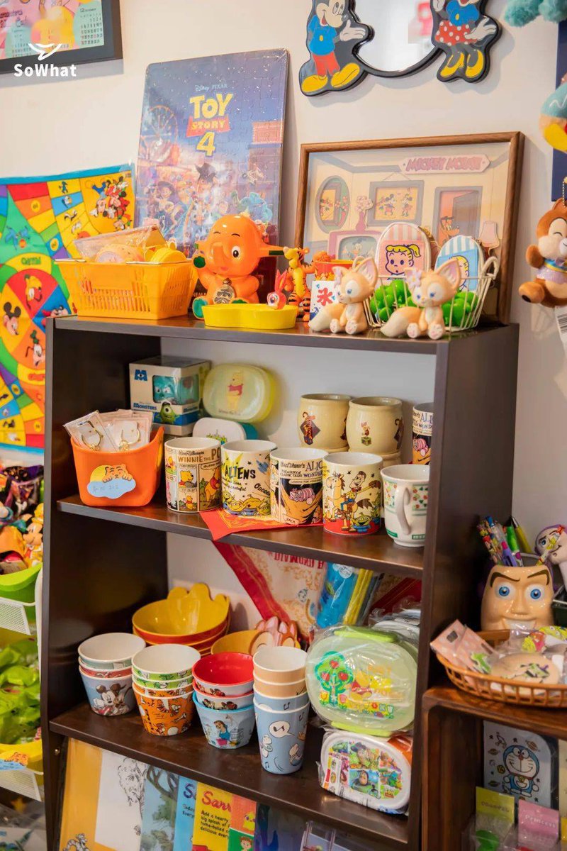 isaac_funmilayo's tweet image. "Sorting old stuff Turn clutter into cash/charity!  Tidy up, donate what you don’t need—your space (and someone’s day) will thank you! #OldItemSorting #DeclutterJoy"