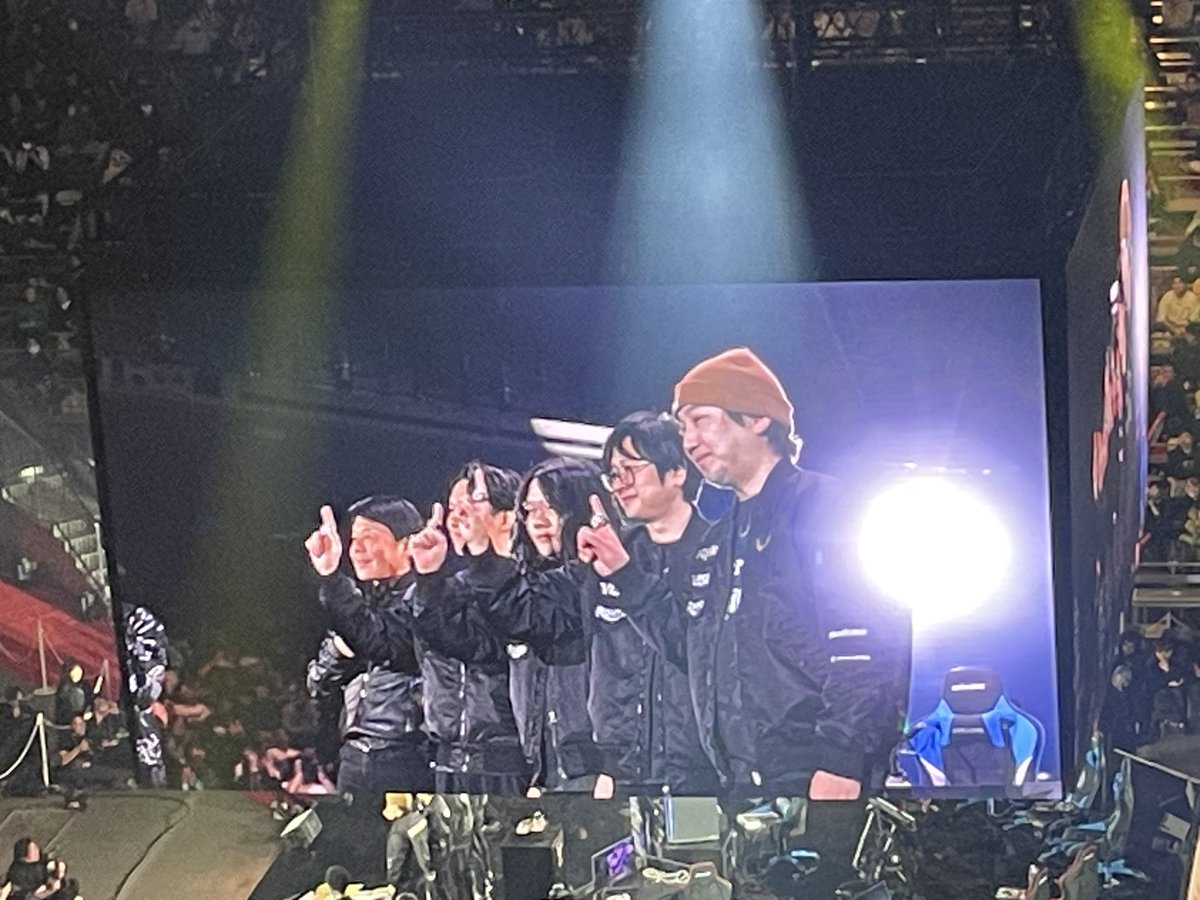 四四一六 (ししじゅうろく) tweet media