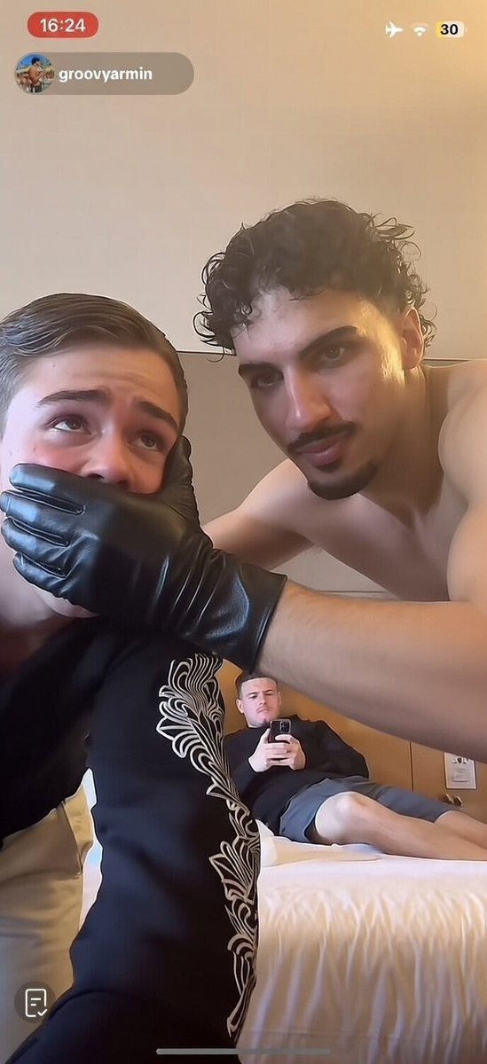 HandgagLover123's tweet photo. Tiktok Live M/M Handgag/Glovegag
#handgag #glovegag #gom #handgagged https://t.co/R8Vr2eGRMq