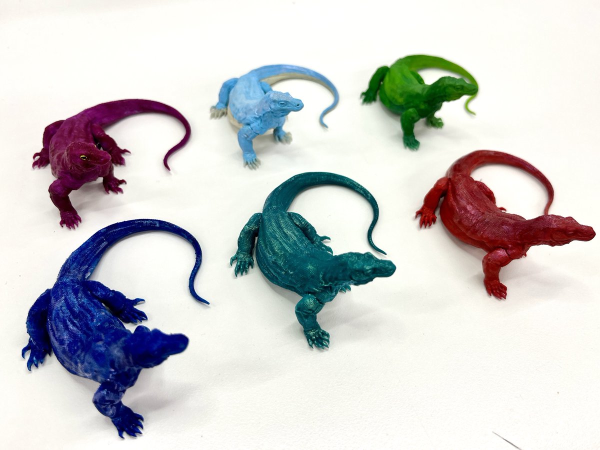 odc_figure's tweet photo. 本日はホビージャパンなどでもお知らせをしていました、スペシャル講座第２弾を開催しました✨
蟹蟲修造氏（@731mm88 ）のコモドオオトカゲのガレージキットの組み立てと塗装を行いました🦖🖌️
世界に一つだけのオリジナルガレージキットが完成しました😊 https://t.co/bTY2ld2vfA