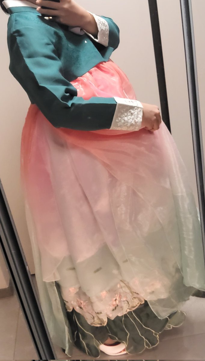 나드리작 tweet media