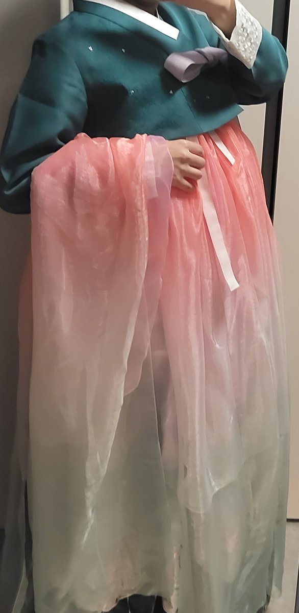 나드리작 tweet media