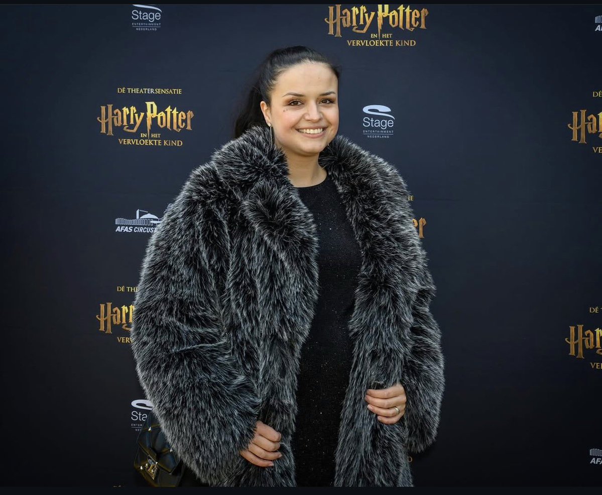 raph is seeing ariana tweet media