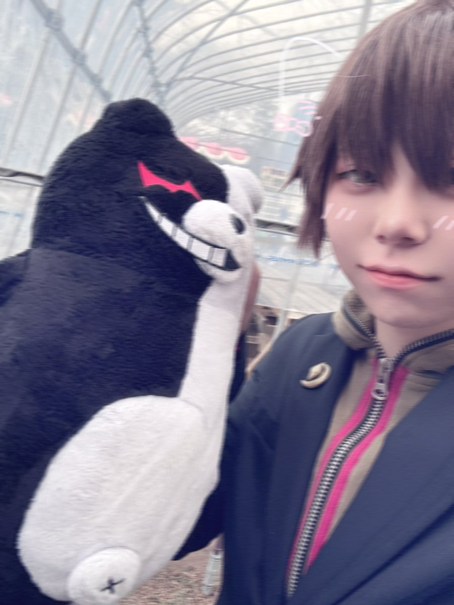 P_teifu's tweet photo. モノクマのツーショの苗木くんかわいい https://t.co/ajTO4yHoFD