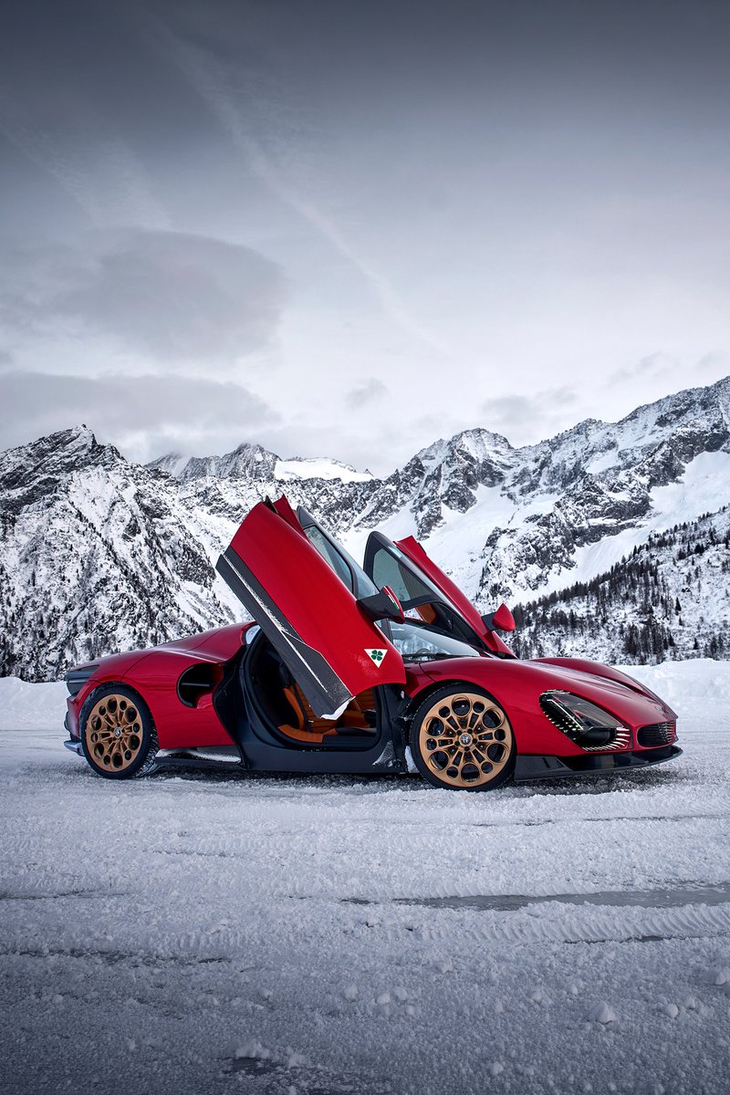 AlfaRomeo_es's tweet photo. No se adapta. Marca el rumbo. https://t.co/f0ddDvmNwx

#AlfaRomeo #33Stradale #AlfaRomeo33Stradale #33Day https://t.co/Hqsrr3o9Wt