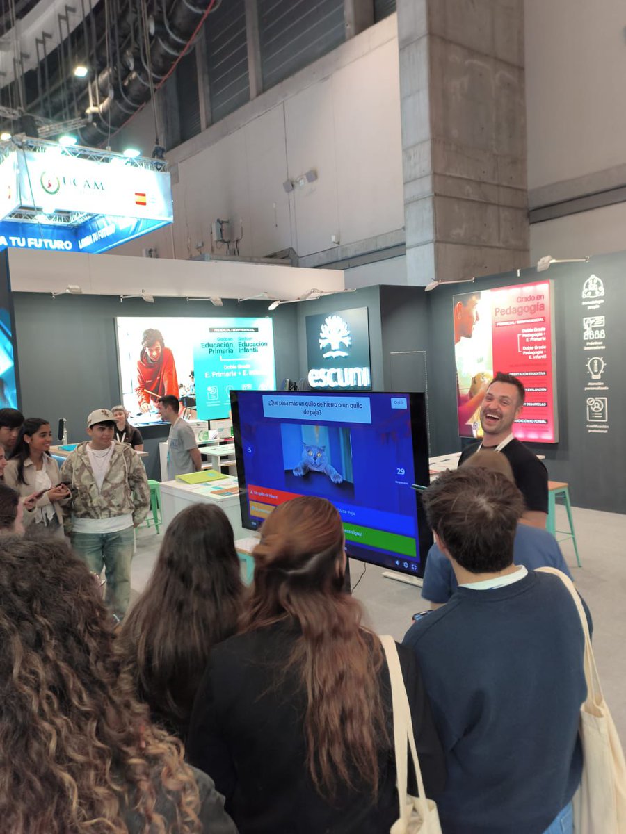 Escuni Centro Universitario de Educación tweet media