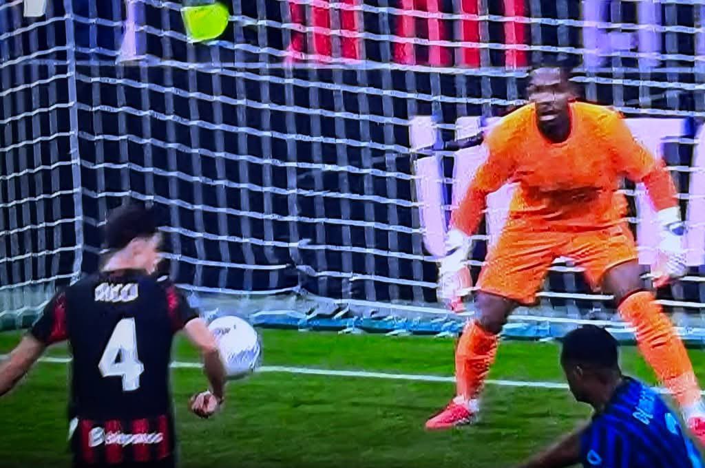 INTER TRANSFERS tweet media