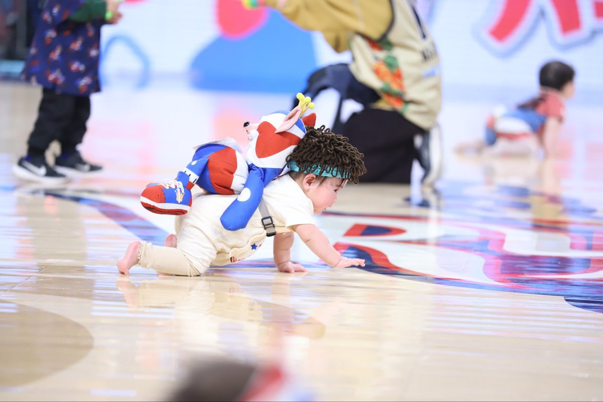 KINGSLOVE13_30's tweet photo. 【拡散 希望!!】
昨日（3/14）のキングスのハーフタイムのハイハイレースの動画や写真を撮っている方、もしよろしければ送って頂きたいです🥹
いろんな画角で思い出を形に残したく、よろしくお願いします🙏✨️

@RyukyuKings 
 #ハイハイレース https://t.co/t96krc0Qhc