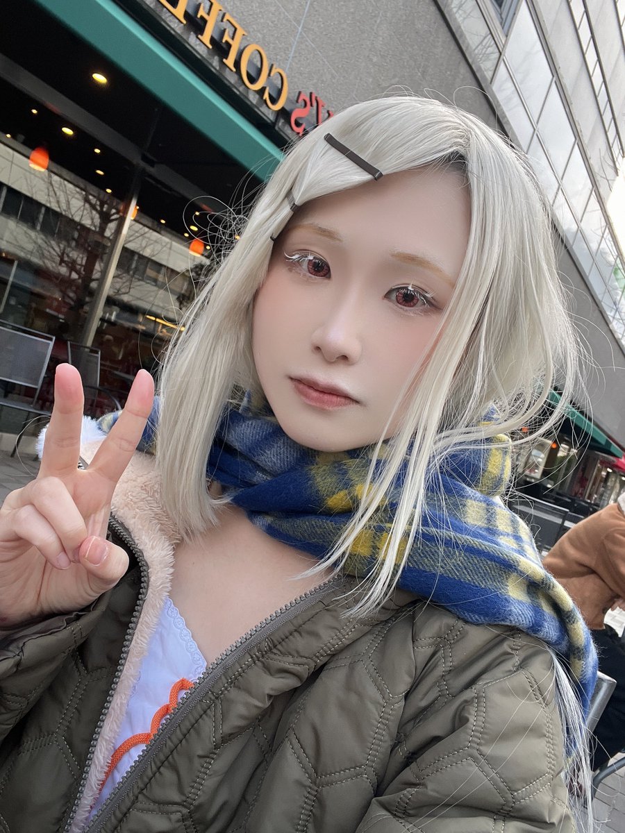 ﾏｷﾅ tweet media