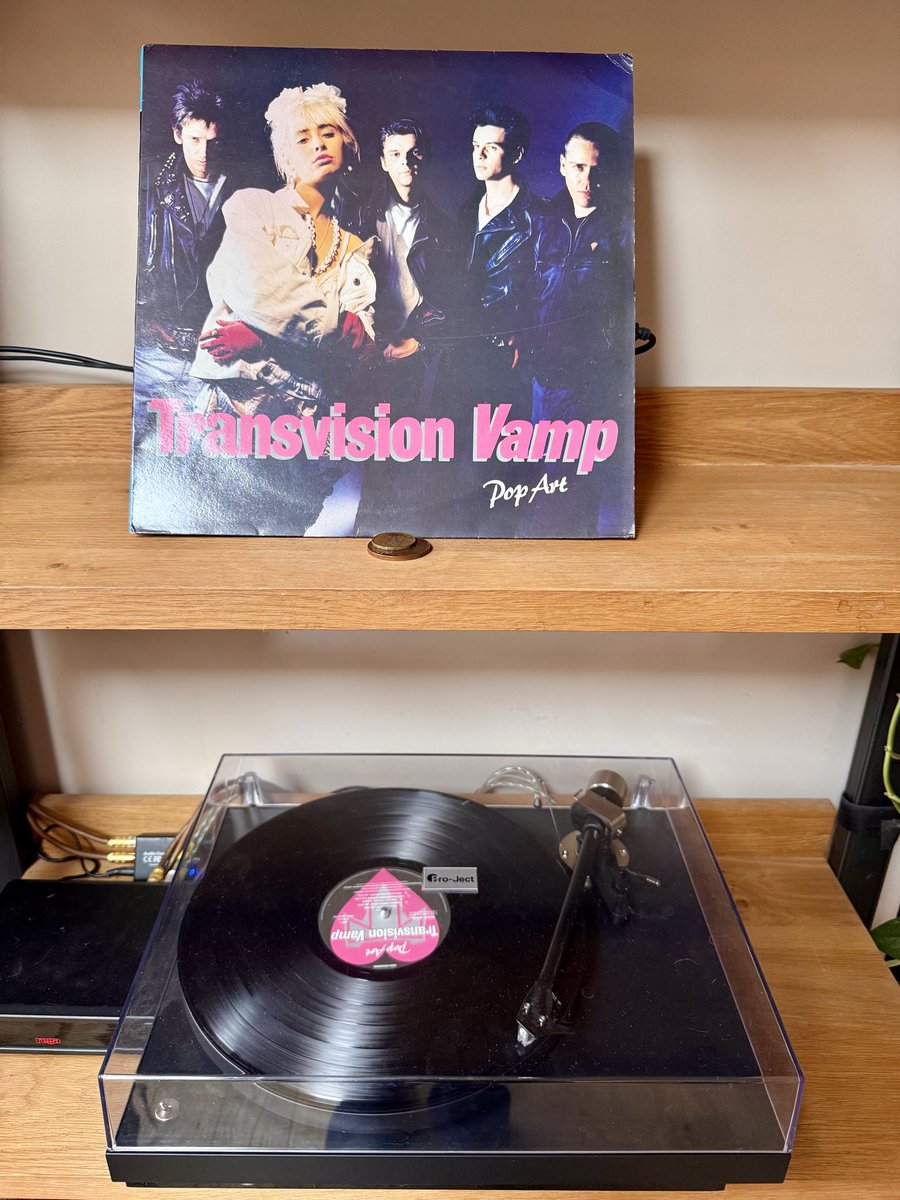 Dinan Gunawardena tweet media